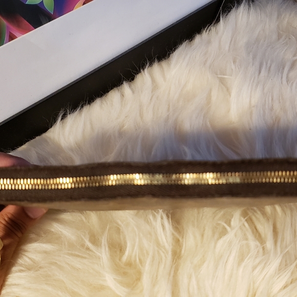 💯 Louis Vuitton Rare Carrousel Pochette Clutch - Picture 11 of 16